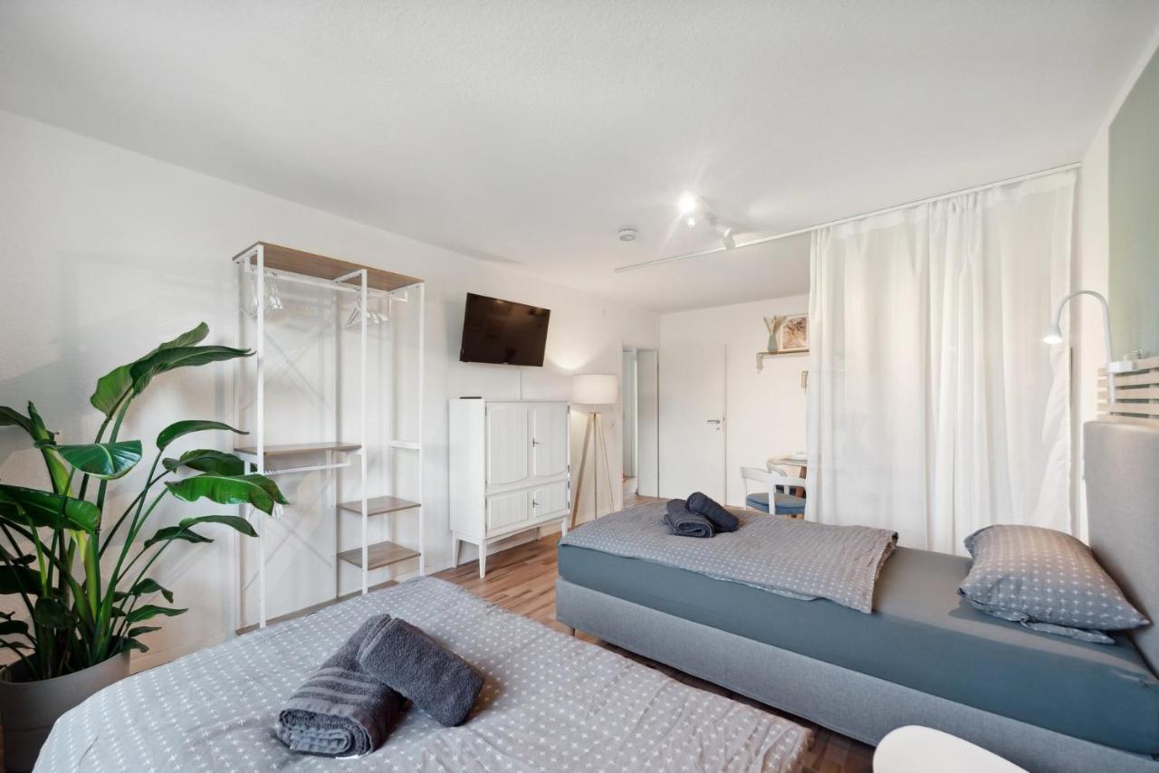 Amalfi Apartments A01 - Gemuetliche 2 Zi-Wohnung Mit Boxspringbetten Und Smart Tv Kaiserslautern Buitenkant foto